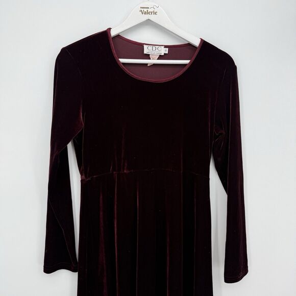 CDC Vintage Deep Red Velvet Long Sleeve Formal Dress Size 6 - Picture 2 of 11